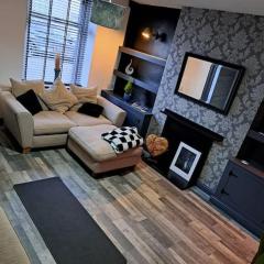 Cosy 19th century town-house