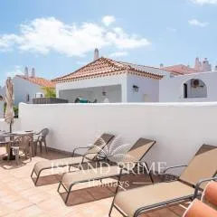 Huge Terrace Holiday in Heated Pool Complex with Teide Views FC1209