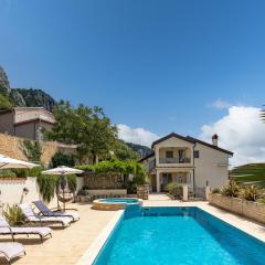 Villa Anna With Private Pool And Garden - Happy Rentals