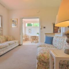 Lalla al Lago Pool - Access, Parking, Lake Views