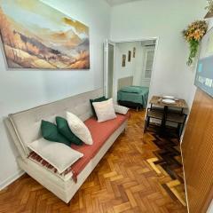 7 Minutos da Praia e Copacabana Palace CM13-503