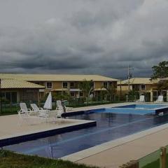 APT Completo - Ar-condicionado, Wi-FI, piscina, garagem, portaria - aconchegante
