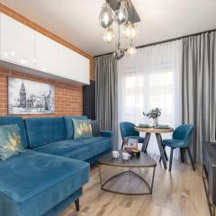 Lux Kraków Apartment with Parking & AC just 1,5 km from Main Square by Renters Prestige