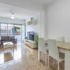 4 Bedroom Gorgeous Apartment In Cartagena