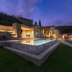 Villa Panorama del Tartufo for 6 people in Central Istria with spa & truffle hunting experience