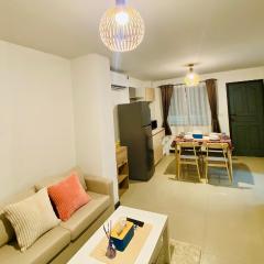 Townhome 3 beds 3 baths peaceful full funiture&Air con
