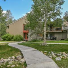 Flying Dutchman 1162 by SummitCove Lodging