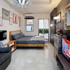 Cozy and Modern Belmont Apt Studio with Wi-Fi, Netflix and Pool