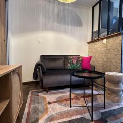 Modern Apt near Montmarte 2 mins from metro Château Rouge