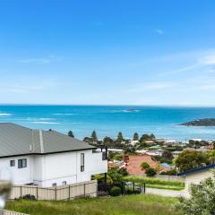 Seaview at the Bay - Wi-Fi - Oceanview - Near Beach - No Linen Included