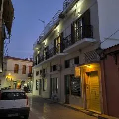 Aegina Downtown Apartments 1