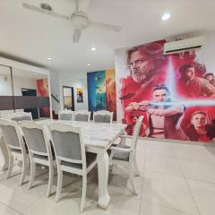 KLCC Space Odyssey 5BR 2 Floor