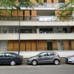 La Citadine, Paris à 10 minutes par le Métro 8