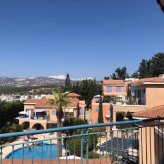 Spacious 3BR Villa - 5-Min to St Georges Beach - Perfect for Families