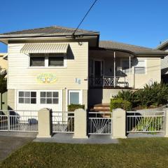 Wally's Folly - Bring your own linen.