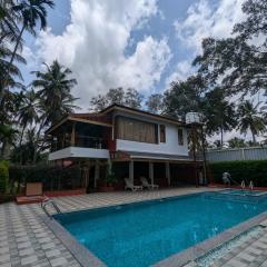 Mysore Farmstay with a Pool by EWA Properties