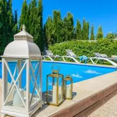Grand Villa in Chimeneas, pool