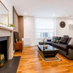 Beautifully Refurbished Studio, Central Location