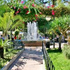 Plaza España y Playa La Colonia - by Aloha Palma