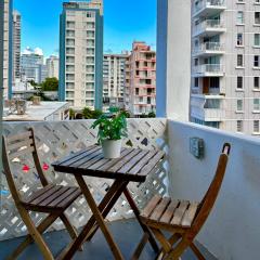 Downtown Condado Tropical Studio