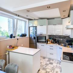 Apartament Górnik w Wałbrzychu 40m, kuchnia, klima, Wifi, parking