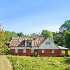 3 Bedroom Awesome Home In Klemensker