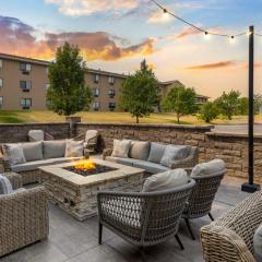 Comfort Inn & Suites Rapid City near Mt Rushmore