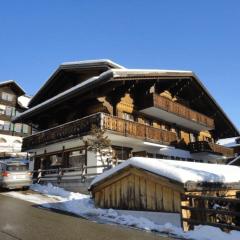 South Facing Family Chalet in Saanen Village