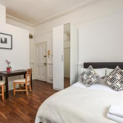 Lovely Studio with park view in Camden Kings Cross Zone1