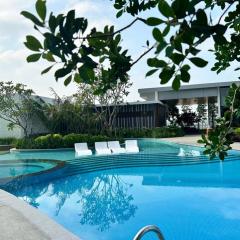 Han's Homestay by RH Splash Mania at Mayabay Residences, Gamuda Cove