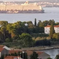 Studio Apartment in Preko with Sea View, Terrace, Air Conditioning, Wi-Fi (4574-2)