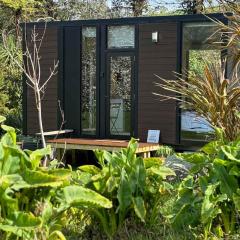 Golden Valley Retreat by Tiny Away