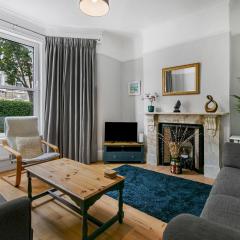 Elegant Get Away House in Vibrant Clapham Juction - Pass the Keys