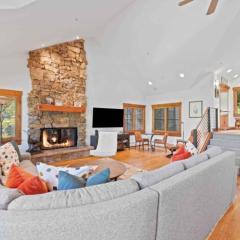 Buckhorn Townhome 31 by East West Hospitality