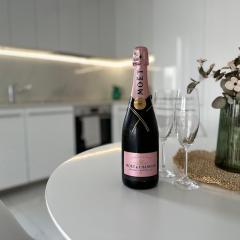 Beautiful new PalmTree Apartments II