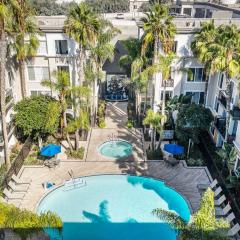Luxe Marina Del Rey Apartment,Parking, Gym, Pool, jacuzzi,BBQ