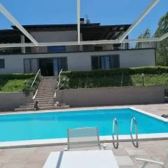 Villa Santoro al Paradiso Verde, Villa intera con Piscina