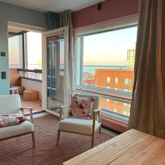 Top of the Lake - two bedrooms, free parking