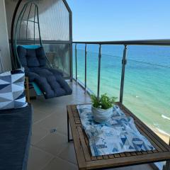 Stunning seaview - 50m to the beach