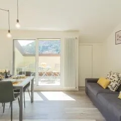 ManaraQuattro - Apartment with free parking and view in Como, near the center - Lake Como