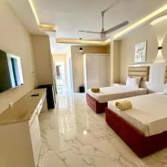 Royal Nile Suites - Pool View 2