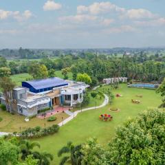 StayVista at Wandering Vines Indoor Pool 4BHK Luxury Villa in Delhi Sohna