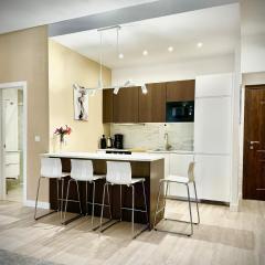 Home 120, Mansion Alhamar