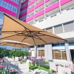 SenB Hotel