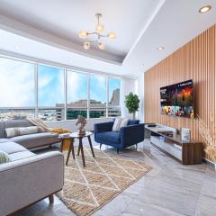 Expansive 5BR Dubai Marina Apt Near JBR Beach - Games - Pool