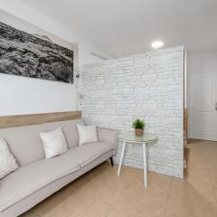 Vista Blanca Room 1