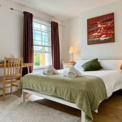 Roomy Apartment in King's Cross