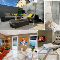 Studio with patio - steps away from Center