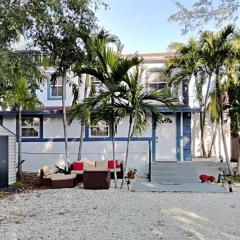 Private Rooms at Miami Centrally Located with free Parking