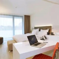 elaya hotel kleve
